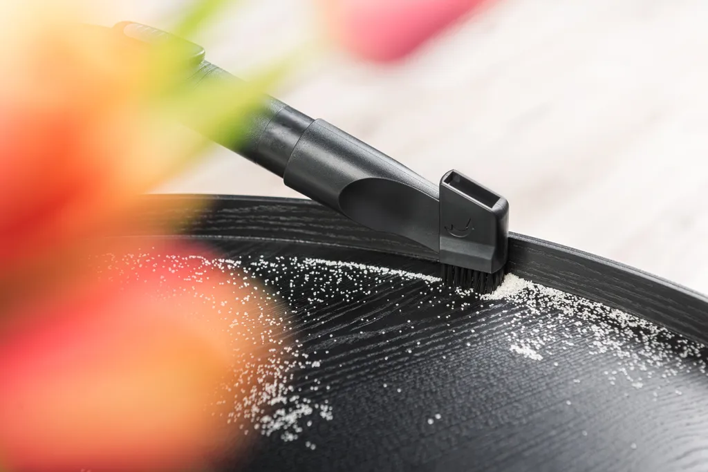 Bodenstaubsauger Ohne Beutel ETA Stormy Car Artikel-Nr.: ETA151790010 Beutelloser Staubsauger Mit Sparsamem ECO-Motor, Hoher Saugleistung Und Qualitätsfilterung. Umfangreiches Zubehör Inklusive. – Bild 11