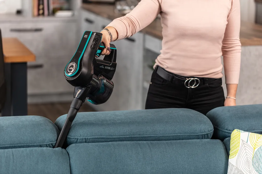 ETA SUPERSONIC WASH ETA523190000 Multifunktionaler Handstaubsauger, 135 W, 21,6 V Li-Ion-Akku, Digitalmotor, LED-Beleuchtung, HEPA-Filter, Saugt, Reinigt Tief, Trocknet, Wischt – Bild 15