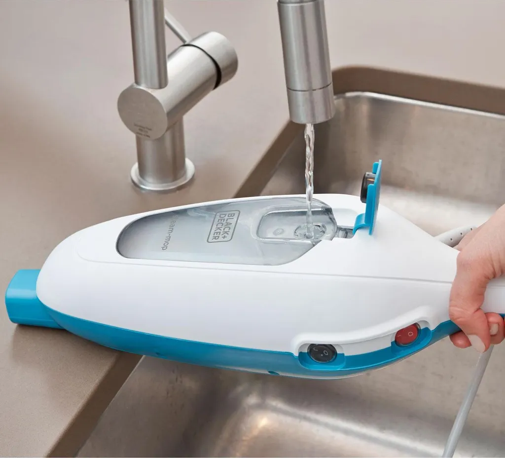 Black & Decker Black+Decker FSM13E1 Dampfbesen Steam Mop, Basic (Dampfreiniger Für Hygienische, Gründliche Sauberkeit, Abnehmbarer Stiel, Einfache Bedienbarkeit, Inkl. 1 Mikrofaser-Pad), 1300 W – Bild 9