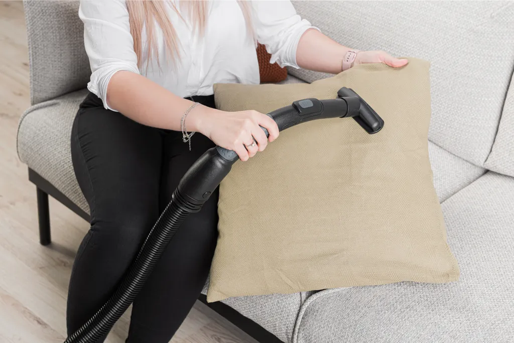 Bodenstaubsauger Ohne Beutel ETA Stormy Car Artikel-Nr.: ETA151790010 Beutelloser Staubsauger Mit Sparsamem ECO-Motor, Hoher Saugleistung Und Qualitätsfilterung. Umfangreiches Zubehör Inklusive. – Bild 9