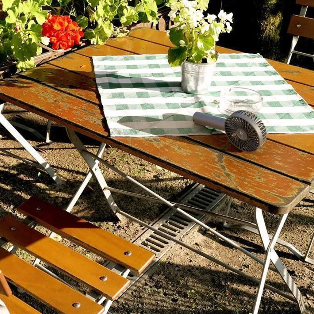 Goobay Tragbarer Handventilator Mit Standfuß - Geräuschlos, Wiederaufladbar - Mit Akku (2000mAh) Und Ladekabel, Schwarz – Bild 11